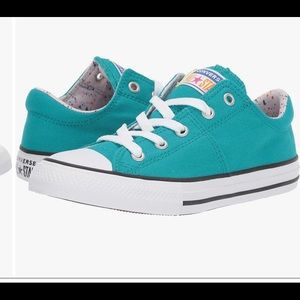 🎃2/$30 Converse All Star Madison sz 3 kids